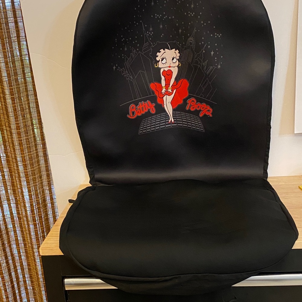 Betty Boop Black and Red Seat Cover